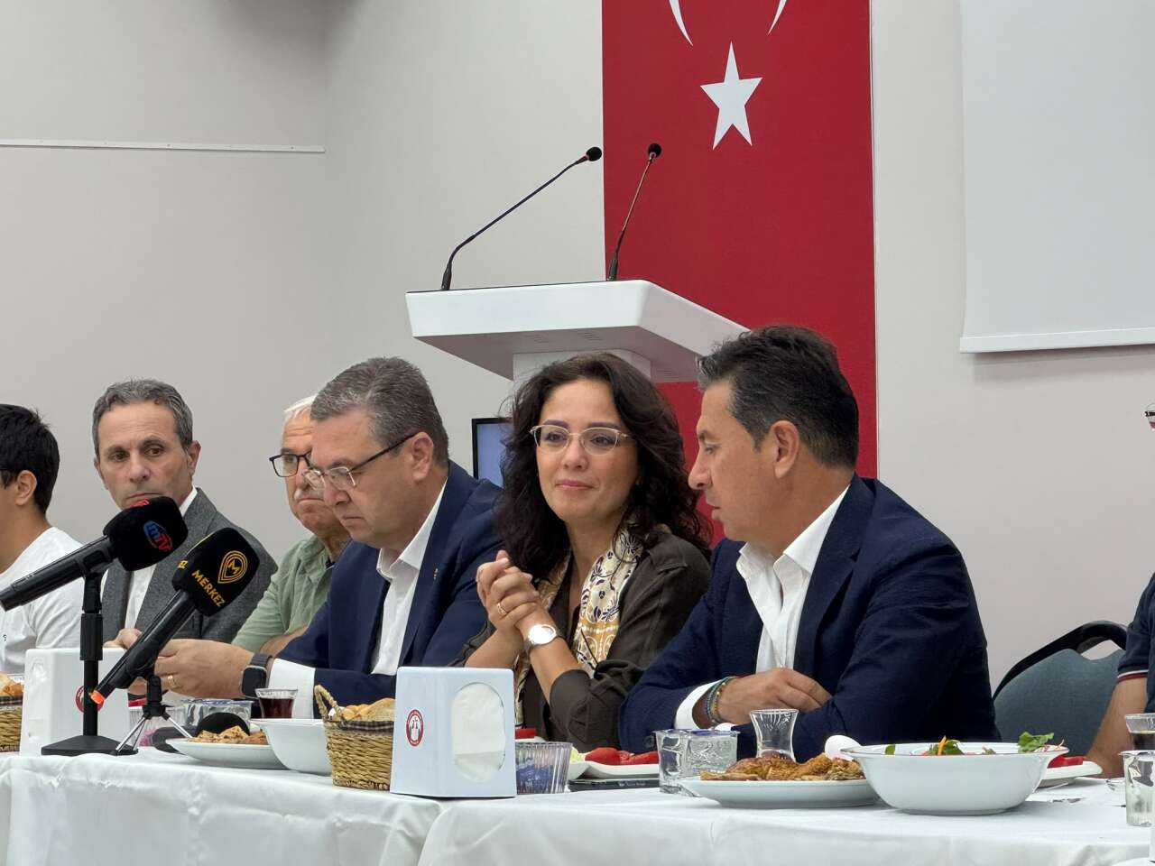 Menteşe’de 24 Temmuz Buluşması: Başkanlar Gazetecilerle Bir Araya Geldi 4